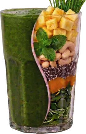 VIVA AMAZONIA — Pasto de trigo (wheatgrass), piña, menta, castañas de cajú, chía, naranja exprimida, espinaca.